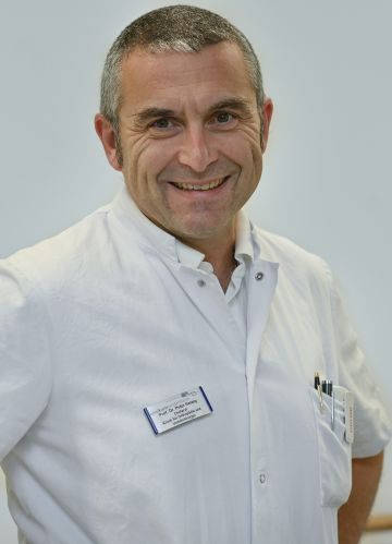 Professor Dr. med. Peter Helwig